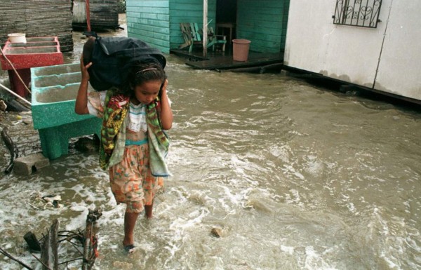 Se cumplen dos décadas del azote del Huracán Mitch