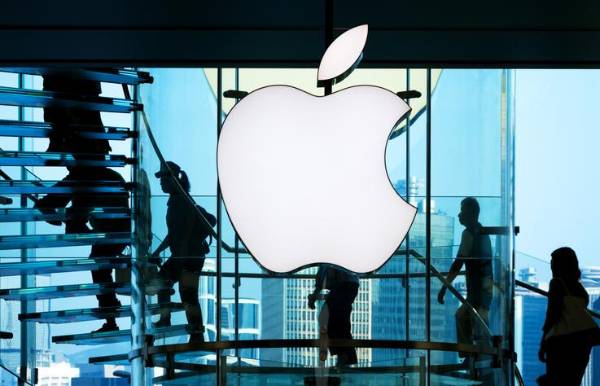 <i>A la cabeza del ranking se mantiene Apple, cuya marca alcanzó un valor estimado de US$607,640 millones en 2026, un crecimiento de 5.8 % respecto al año anterior. Foto de Nikada / Getty Images</i>
