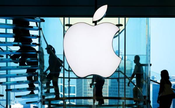 <i>A la cabeza del ranking se mantiene Apple, cuya marca alcanzó un valor estimado de US$607,640 millones en 2026, un crecimiento de 5.8 % respecto al año anterior. Foto de Nikada / Getty Images</i>