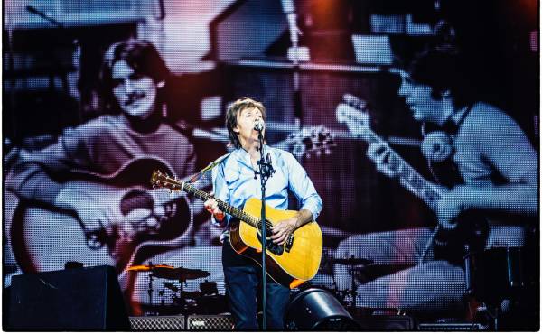 <i>El músico comenzó a alumbrar este 18 disco hace cinco años, junto al productor Andrew Watt, en una sesión para intercambiar ideas. Foto de cortesía</i>