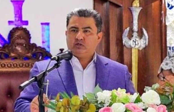 Detienen a Naasón Joaquín García, líder de la iglesia La Luz del Mundo