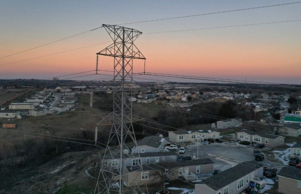 FOTOS: EE.UU. bajo una mortal ola de frío que deja a millones sin electricidad