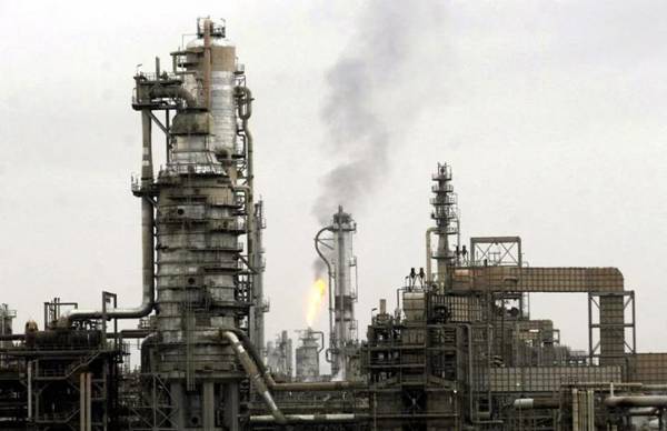 El mercado está descontando que <b>se evitó el peor escenario: una disrupción prolongada en Ormuz y un salto energético más agresivo. (Foto: EFE) </b>