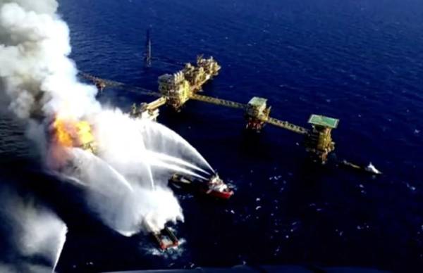 Seis heridos deja explosión en plataforma de gas en Golfo de México