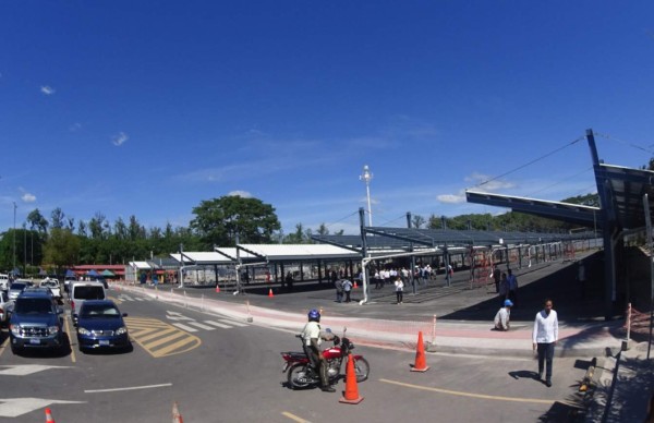 Aeropuerto de El Salvador movilizará más de 3 millones de pasajeros en 2017