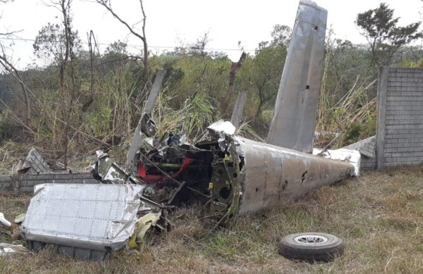 Guatemala: Avioneta se accidenta en show aéreo
