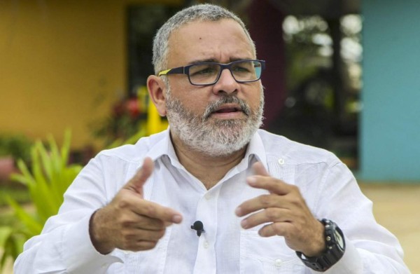 El Salvador: Giran nueva orden detención para el expresidente Funes