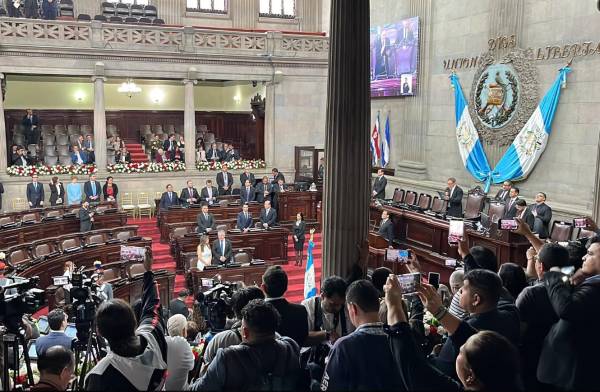 <i>La nueva reglamentación recién aprobada en la noche del martes, denominada Ley contra Lavado de Dinero u Otros Activos y del Financiamiento del Terrorismo, fue avalada por 150 de los 160 diputados que componen el Parlamento. FOTO CONGRESO DE GUATEMALA</i>