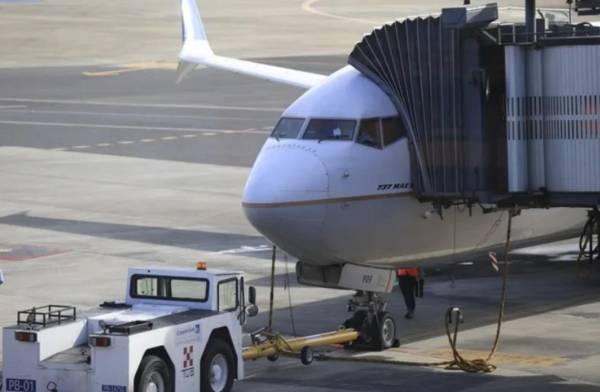 <i>Para empresarios y operadores de negocios en el Caribe y Centroamérica, la medida representa una oportunidad para reactivar flujos comerciales, fortalecer alianzas y optimizar operaciones. (Foto: EFE)</i>