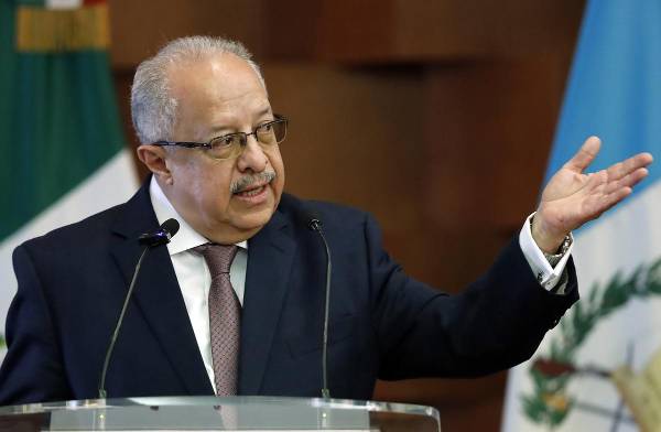 <i>Fotografía de archivo del canciller de Guatemala, Carlos Ramiro Martínez, durante una conferencia de prensa, en Ciudad de México (México). EFE/Mario Guzmán</i>