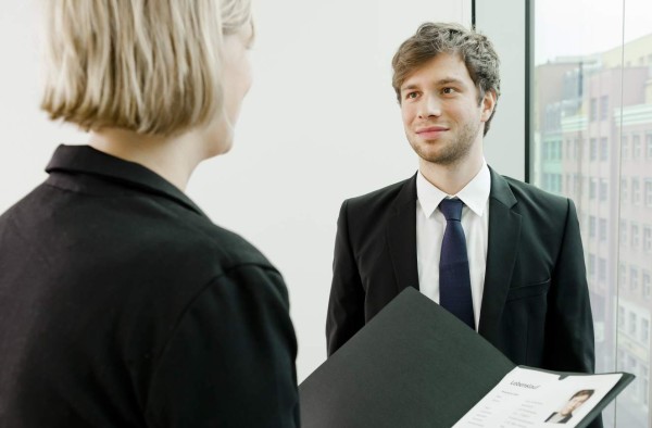 ¿Cómo vestir para una entrevista laboral?