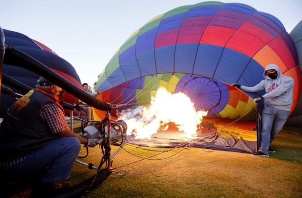 FOTOGALERÍA: Globos aerostáticos llenan de color el cielo en México