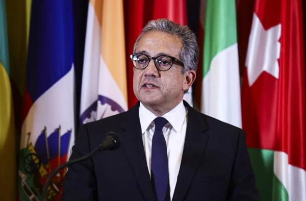 <i>El nuevo director general de la Unesco, Jaled al Anani. FOTO EFE</i>