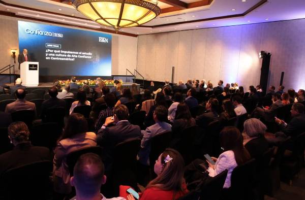 La cita en Guatemala fue la primera escala de la Segunda Cumbre Regional Confianza. El próximo 27 de agosto, la iniciativa llegará a San Pedro Sula, donde se presentarán los resultados correspondientes a Honduras y serán reconocidos los principales referentes empresariales de ese mercado.