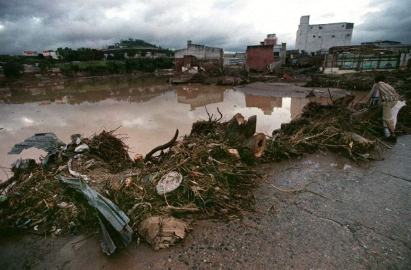 Se cumplen dos décadas del azote del Huracán Mitch
