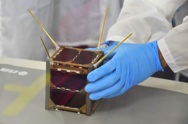 El primer satélite hecho en Costa Rica saldrá al espacio el 2 de abril