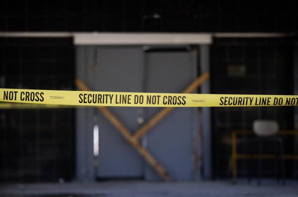 <i>Fotografía de la cinta de seguridad en uno de los accesos a la discoteca Jet Set en Santo Domingo (República Dominicana). Imagen de archivo.EFE/ Orlando Barría</i>