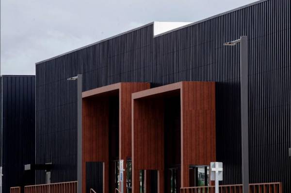 <i>Esta nueva infraestructura -de aproximadamente 4.500 metros cuadrados- estará dedicada a la producción de catéteres de acceso renal, un componente crítico para el tratamiento de condiciones de los riñones tanto crónicas como agudas. FOTO CORTESÍA / E&amp;N</i>