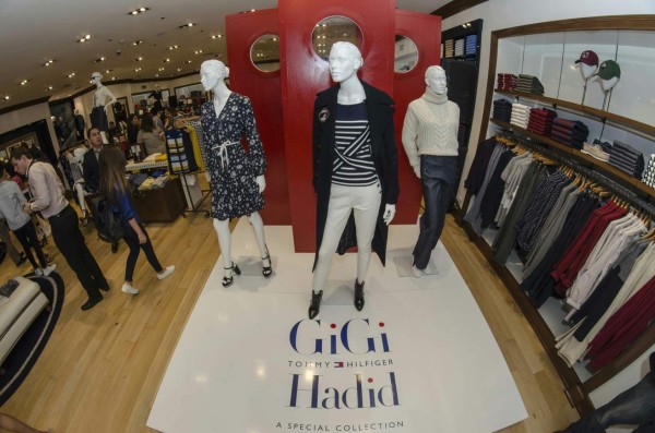 &nbsp;Tommy presenta la colección TommyXGigi