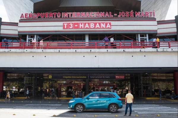 El aviso de carácter internacional, que paralizará la operación del principal aeropuerto de la isla, rige desde el 10 de febrero y se mantendrá vigente al menos hasta el 11 de marzo. (Foto: Archivo)