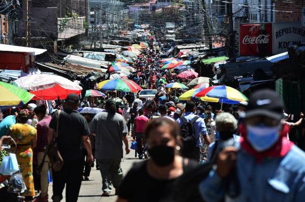 <i>La Embajada de Estados Unidos indicó en un comunicado difundido en su página oficial que ha recibido información sobre una posible amenaza de tiroteo masivo hoy, 6 de mayo, y nuevamente el 16 de mayo en Tegucigalpa. FOTO ARCHIVO E&amp;N</i>