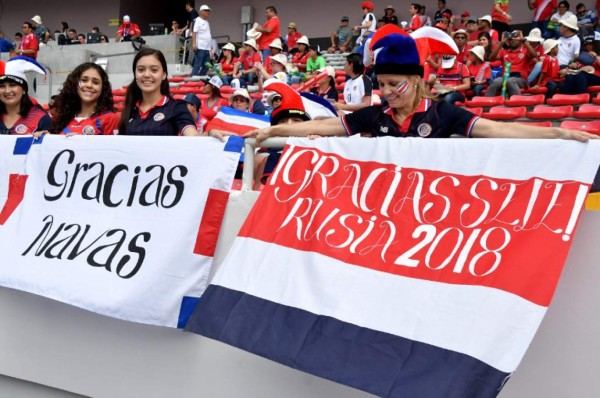 Costa Rica se despidió con goleada y Keilor Navas recibió homenaje previo a Rusia 2018