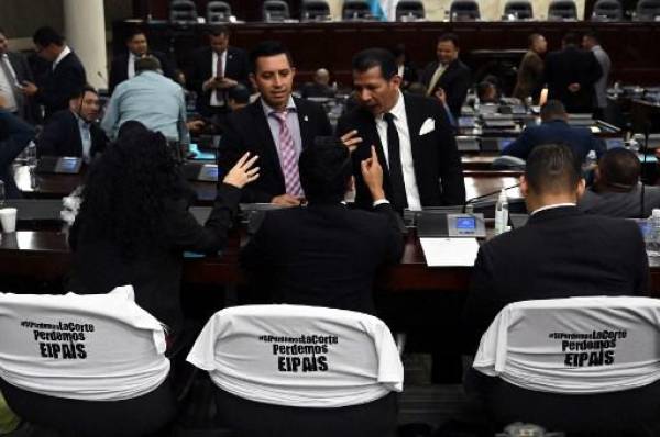 Honduras fracasa en intento por renovar la Corte Suprema en medio de confrontación política