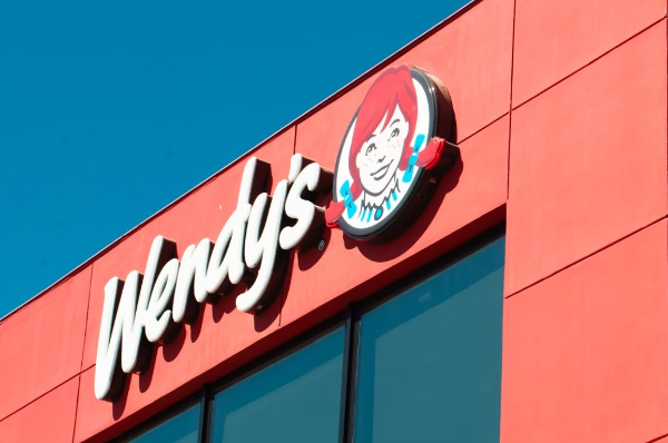 <i>Un grupo inversor liderado por el fondo de cobertura Trian Fund Management, hizo una oferta de compra por la cadena de restaurantes de comida rápida Wendy's por US$1.400 millones. Foto de cortesía</i>