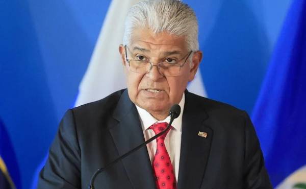 Panamá endurece su mensaje a China por los buques retenidos (nueva pulseada por el Canal)