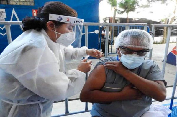 Ómicron se extiende en Centroamérica