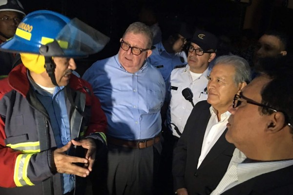 El Salvador: Más de 20 personas afectadas por incendio