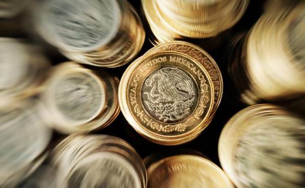 <i>Para 2027, los analistas privados también mantuvieron su perspectiva del PIB mexicano a un 1,8 %. Foto de agcuesta / Getty Images/iStockphoto</i>