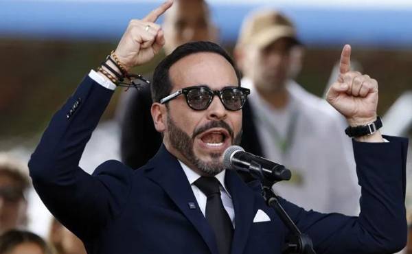 De la Espriella celebrará su investidura en Cali. Allí empezaremos a retomar la soberanía, dijo el presidente electo. En su opinión, el presidente saliente, Gustavo Petro, entregó a los narcoterroristas vastas zonas de todo el país. (Foto: EFE)