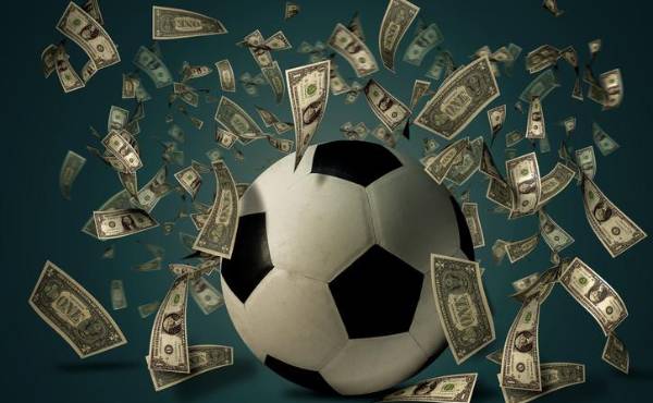 <i>En total se han reservado US$100 millones para los clubes que liberaron jugadores para la fase preliminar, que se repartirán por jugador y por partido. Foto de Oundum / Getty Images/iStockphoto</i>