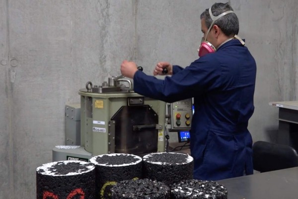 Costa Rica será el primer país Latinoamericano con 'asfalto verde'