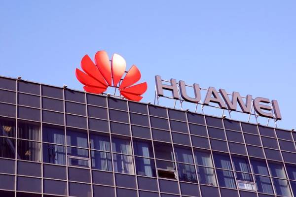 EEUU estudia revocar las licencias de exportación de Huawei