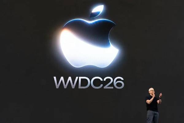 <i><b>La agresiva política financiera de Cook fidelizó a sus accionistas, y su apego a la excelencia cultivó el amor de los fans hacia los productos de Apple. (Foto: EFE)</b></i>