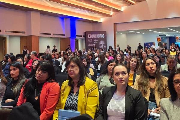 <i>Mujeres Desafiantes 2024 fue un evento en el que asistieron más de 600 personas. Se realizó en Guatemala, en alianza con Agexport. FOTO ESTRATEGIA &amp; NEGOCIOS</i>
