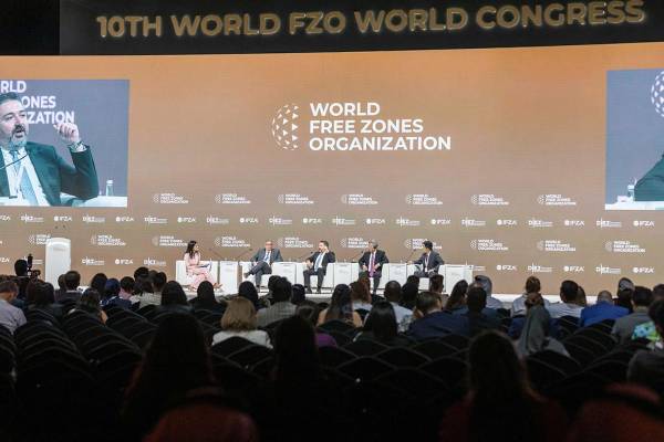 Fotografía sin fecha específica, cedida por la Organización Mundial de Zonas Francas (World FZO), que muestra a personas participando en una sesión anterior del congreso World FZO. EFE/ Organización Mundial De Zonas Francas