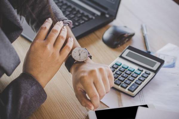 Estudio: Este momento del día es cuando los empleados cometen más errores