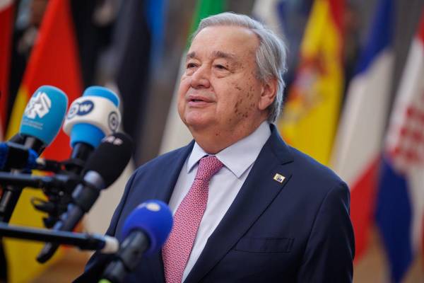 <i>El secretario general de la ONU, António Guterres, en una fotografía de archivo. EFE/OLIVIER MATTHYS</i>
