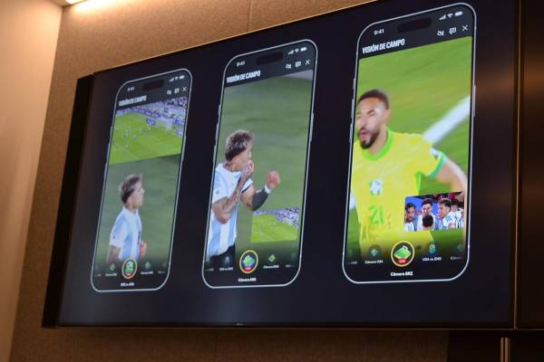 <i>Las mayores plataformas que retransmitirán el Mundial de Fútbol desplegarán un abanico de servicios basados en inteligencia artificial (IA), multicámara, resúmenes personalizados y contenidos adicionales. EFE/ Antoni Belchi</i>