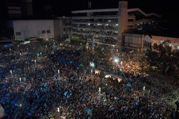 Bukele enfrenta el desafío de buscar consensos en un El Salvador polarizado
