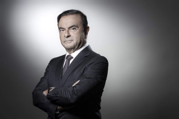 Mitsubishi Motors separa a Carlos Ghosn de la presidencia