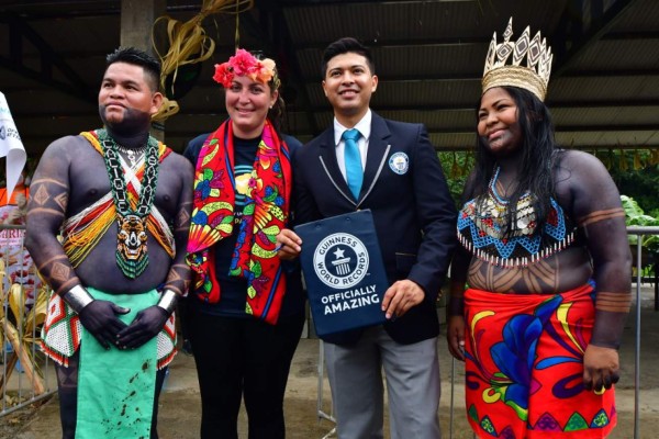 Panamá: Indígenas logran récord Guinness con el 'patacón' más grande del mundo