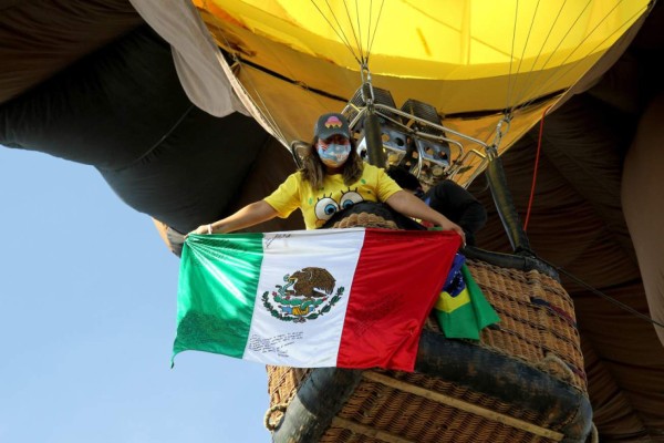 FOTOGALERÍA: Globos aerostáticos llenan de color el cielo en México