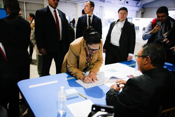 <i>Guatemala inició el proceso para la renovación de los cinco magistrados titulares y suplentes del Tribunal Supremo Electoral, que estará a cargo de los comicios generales programados para 2027. Foto de cortesía</i>