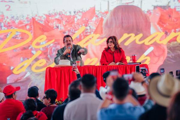 Elecciones Honduras: Denuncias de 'autogolpe' y acusaciones de bloquear escrutinio