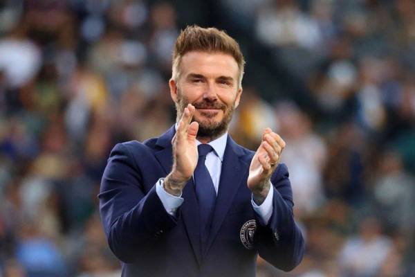 <i>El antiguo capitán de la selección inglesa es inversor en negocios ajenos a DRJB Holdings, entre ellos la compañía de suplementos IM8, que cofundó en 2024, y la empresa de aperitivos de fruta y miel BeeUp. Foto de cortesía</i>