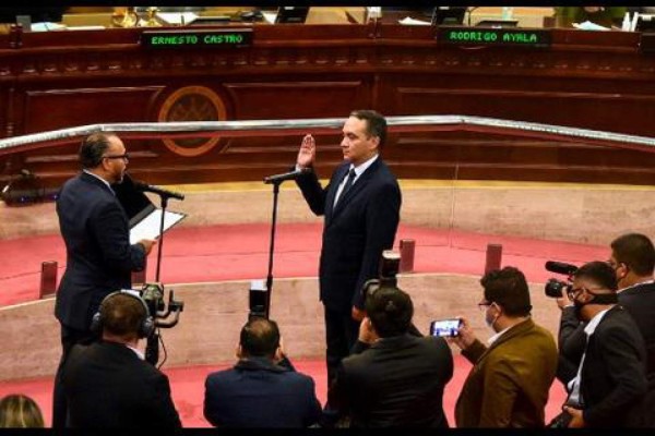 El Salvador: EEUU retira ayuda a Policía Nacional y a instituto de transparencia